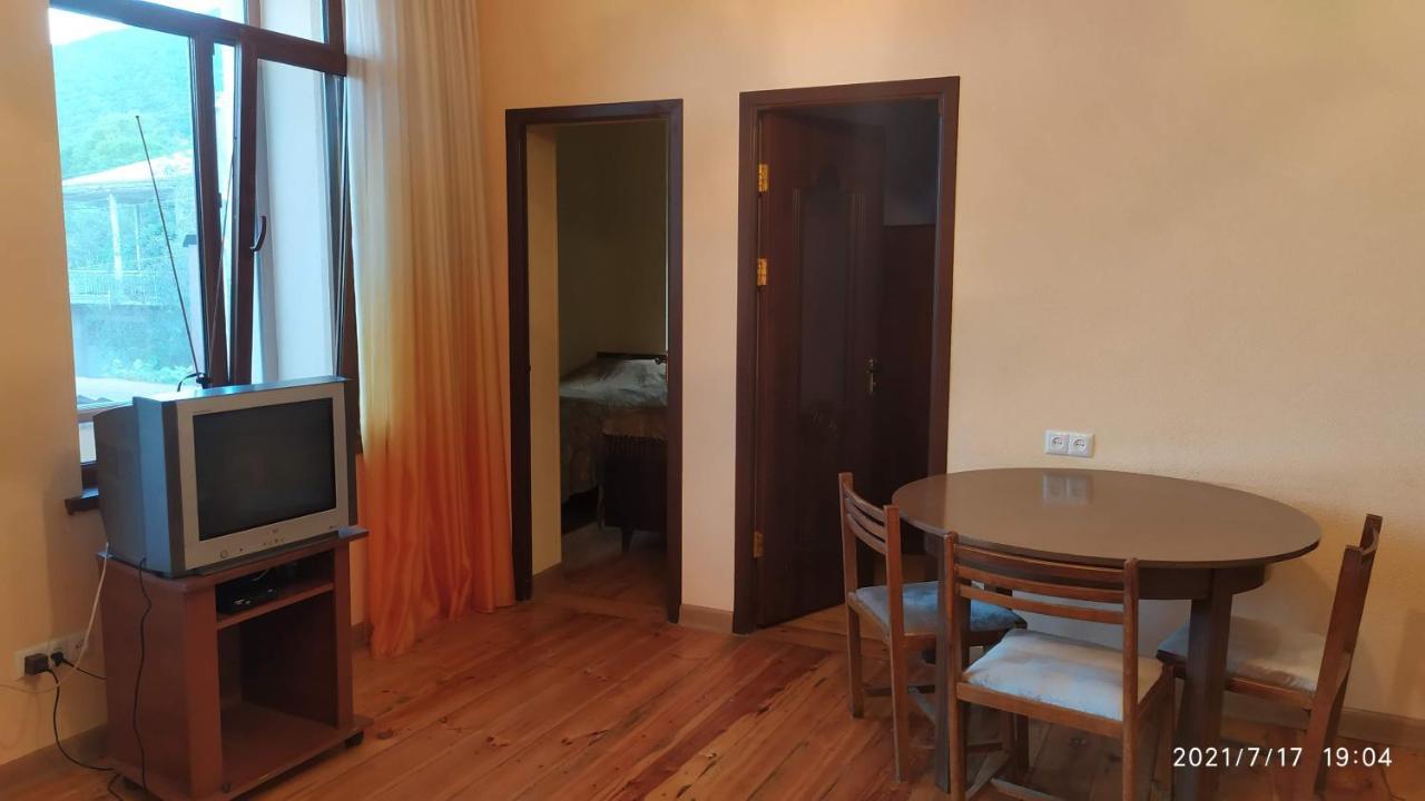 Verishen Guest House B&B Goris Buitenkant foto