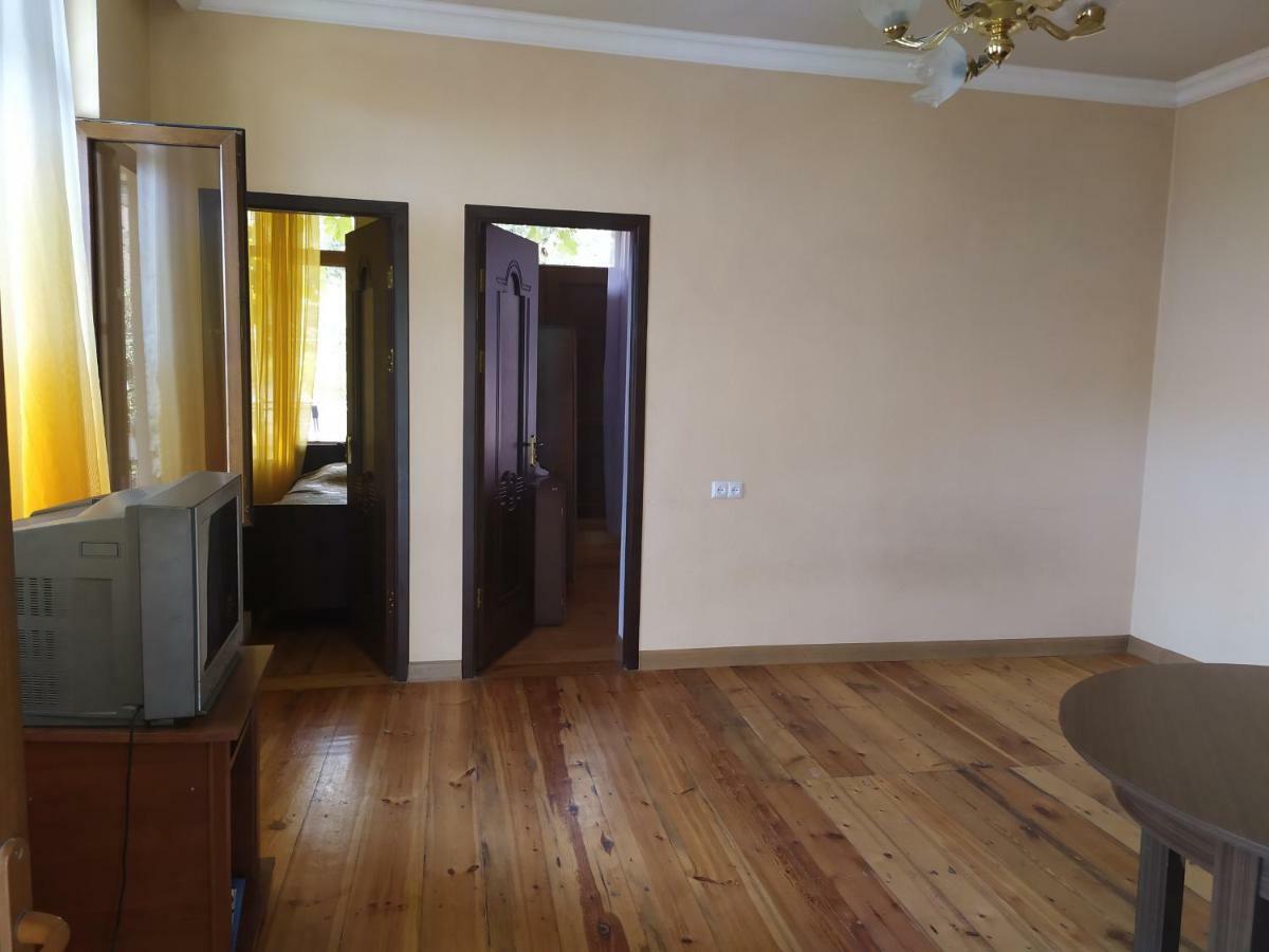 Verishen Guest House B&B Goris Buitenkant foto