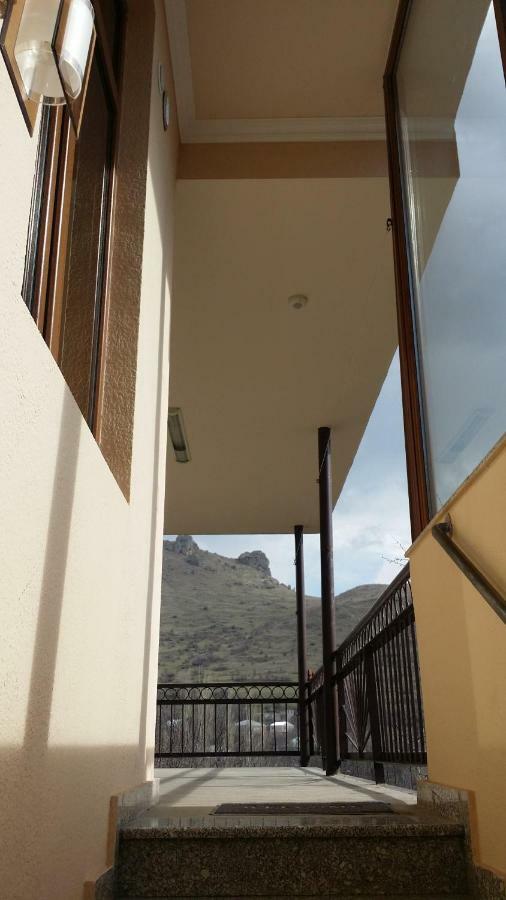 Verishen Guest House B&B Goris Buitenkant foto